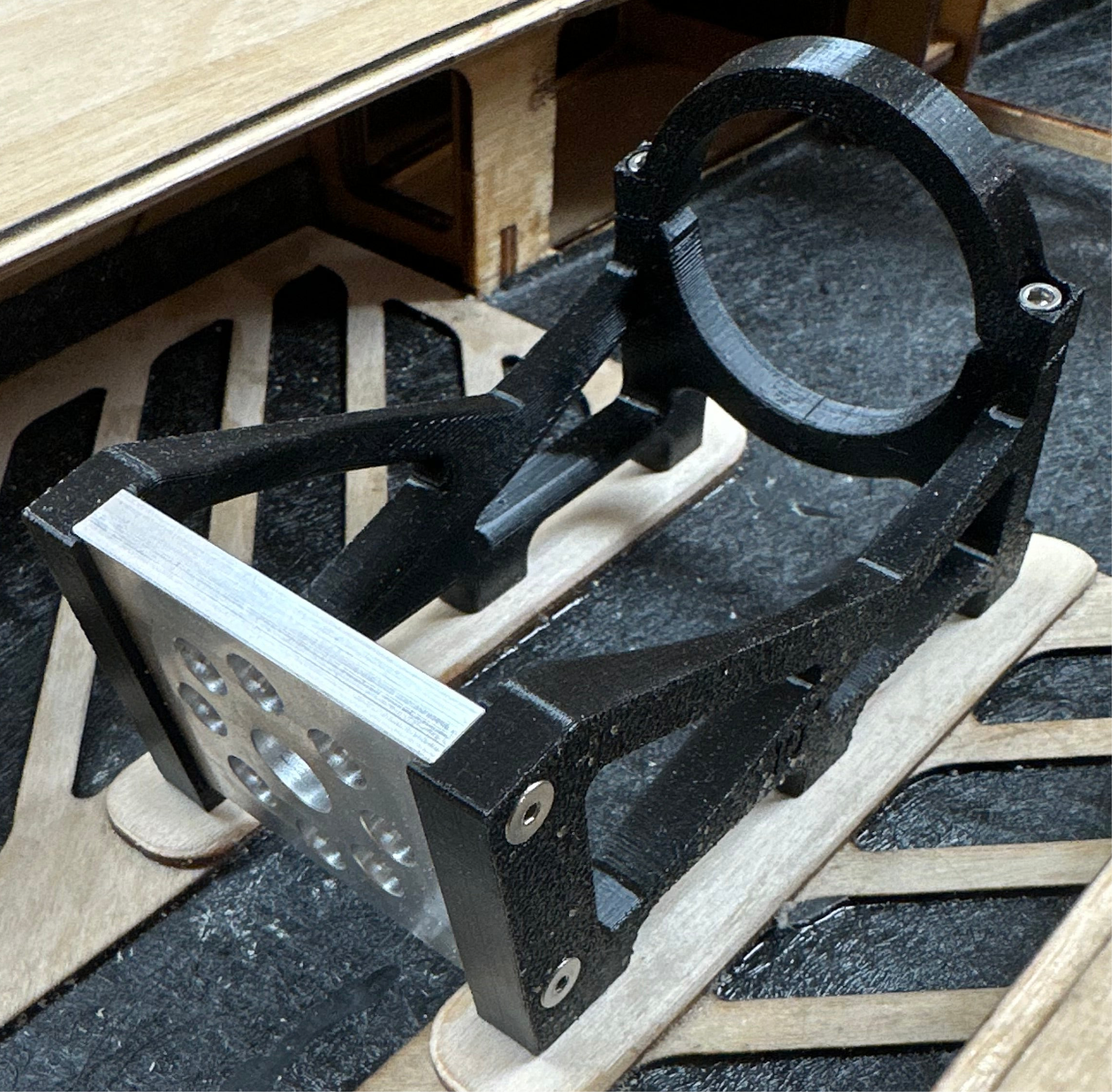 Balls Out Racing Motor Mount – Blazer Marine